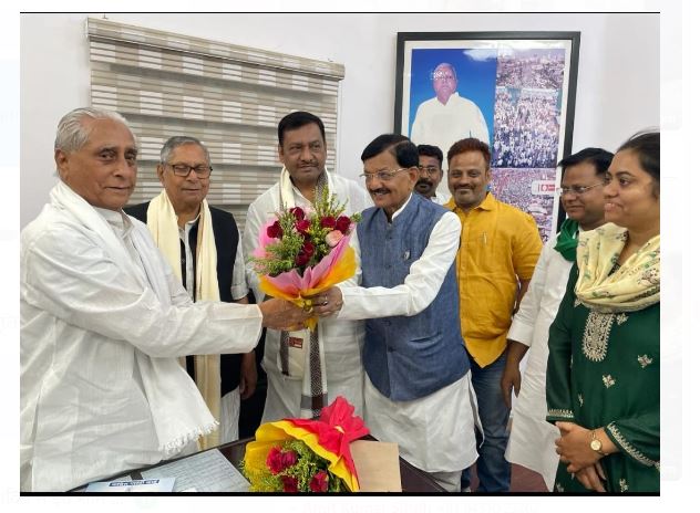 pariwarwad ke mudde per pm ke hamle per bole jagdanand 