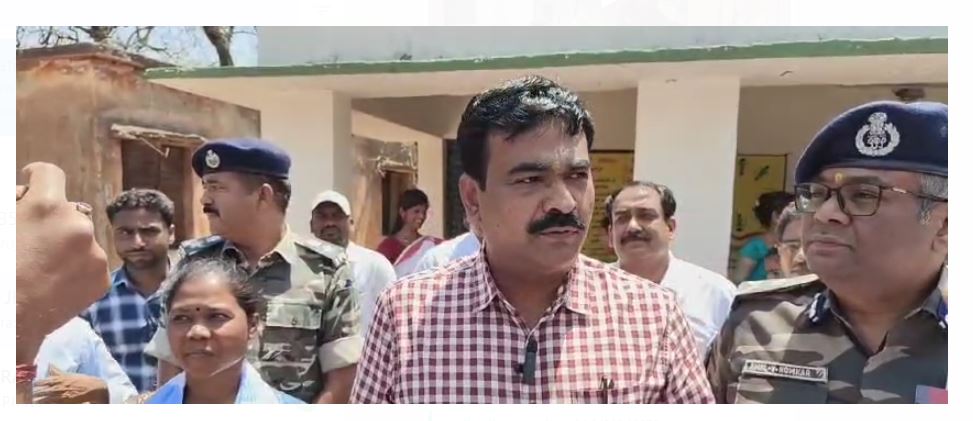 jharkhand ke ceo k ravi kumar pahunche burha pahar