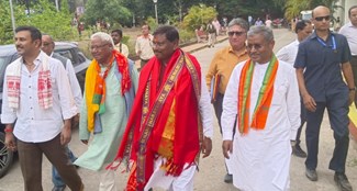 Road show after nomination: Union Minister Arjun Munda filed nomination from Khunti, gathering of veterans