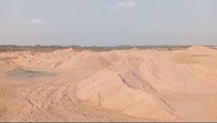  Black game of sand! Illegal trade of sand at Bejra Ghat in Dhanbad, administration team which went to raid was chased away