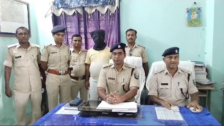 Criminal carrying reward of Rs 50 000 arrested in Saharsa