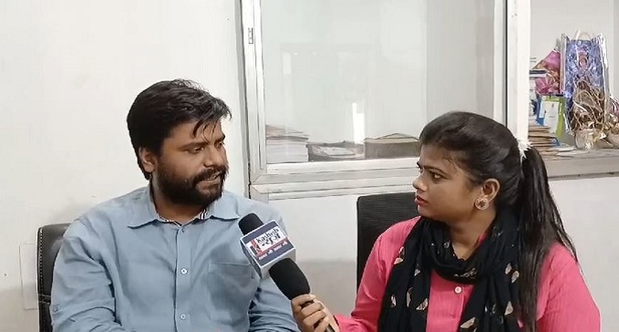 Male MLA Sandeep Saurav angry over irregularities in constable recruitment exam