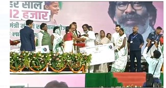 palamu mai cm hemant soren ne mahilaon ko di saugaat