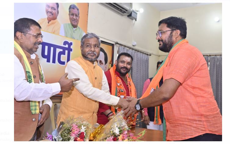 bhajpa pradesh karyalaya ranchi mai milan samaroh