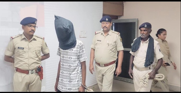 Youth arrested with weapon in Nawada