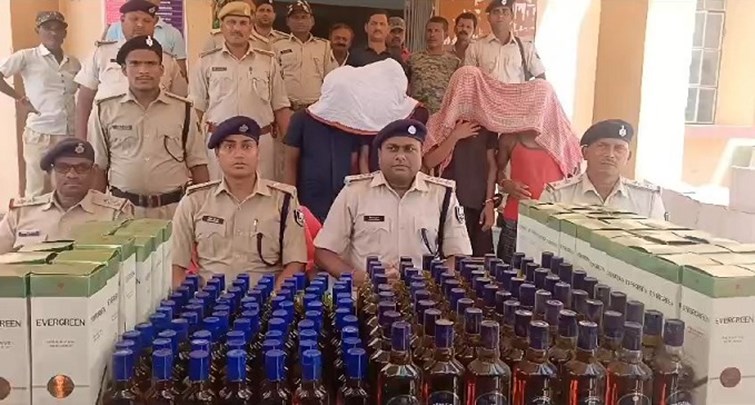  Motihari police arrested 2 smugglers with drugs worth Rs 15 crore