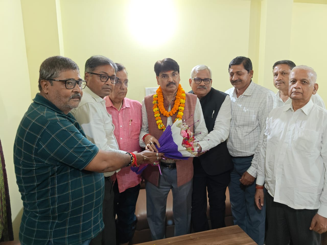 Manan Mishra is getting congratulations