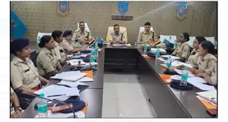 bokaro mai ig ne police adhikariyon ke saath ki baithak 