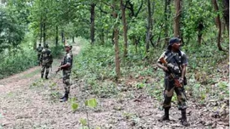  Encounter on Chhattisgarh-Telangana border, Greyhound Force killed 7 Naxalites