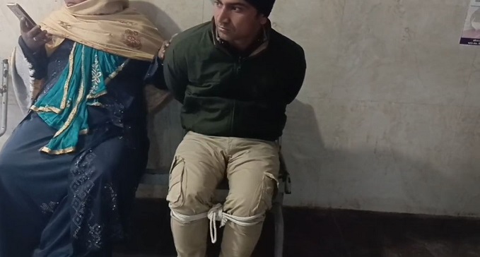  Husband turned into a beast and burnt his 8 month pregnant wife alive by pouring petrol on her.