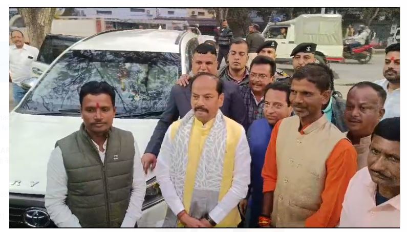 raghuwar das pahunche jamshedpur
