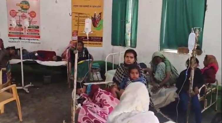 Chaos in Bhojpur school Dozens of children fall ill after drinking water from hand pump, officials shocked
