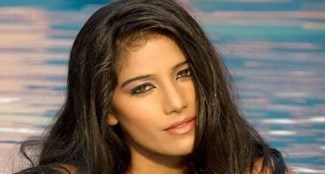 Boldness queen Poonam Pandey is no more Took her last breath at the age of 32, cervical cancer took away her life