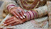 Sensation over the death of a married woman Allegation of murder by strangulation for dowry, police engaged in investigation