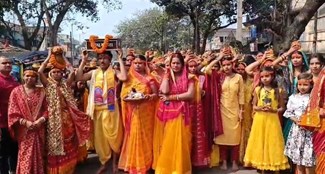 Devotees gathered in Tulsi Kalash Yatra, atmosphere was devotional
