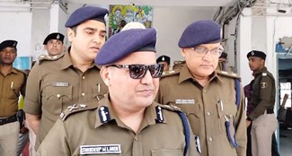 Singham of Bihar Police shivdeep lande reached Sitamarhi Special instructions given to officers, said - Those who create trouble will not be in troubl