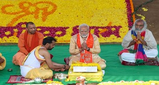  PM Modi laid the foundation stone of Kalki Dham temple