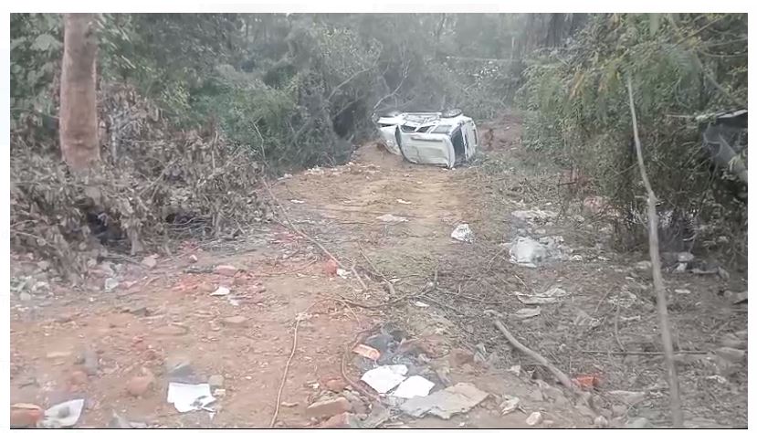 jharkhand ke dhanbad sthit nirsa mai aniyantrit scorpiyo khai mai giri 