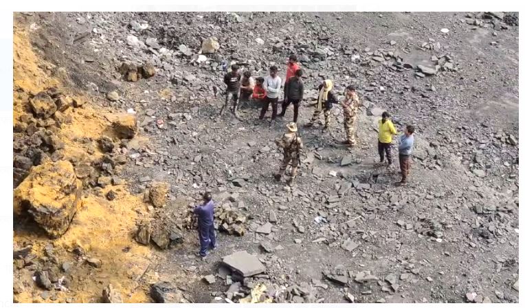 jharkhand ke dhanbad ke baghmara mai chal dhansi 