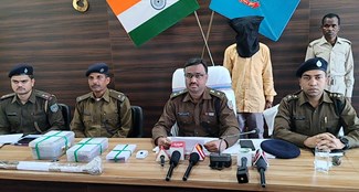Giridih police arrested two accused of murder within just 24 hours.