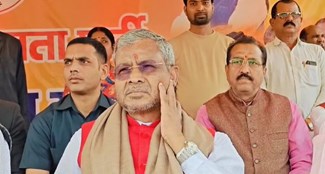 Biranchi Narayan and Dhullu Mahato were seen appealing to the people to make Babulal the Chief Minister.