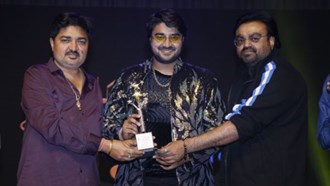  Green Cinema Awards 2024  Pradeep Pandey Chintu won the title of Best Actor, know who is the best singer?
