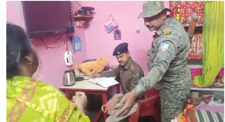 sahebganj mai choron ne band quarter ko banaya nishana