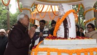 CM Nitish paid tributes to his mother Parmeshwari Devi on her death anniversary at Kalyan Bigha