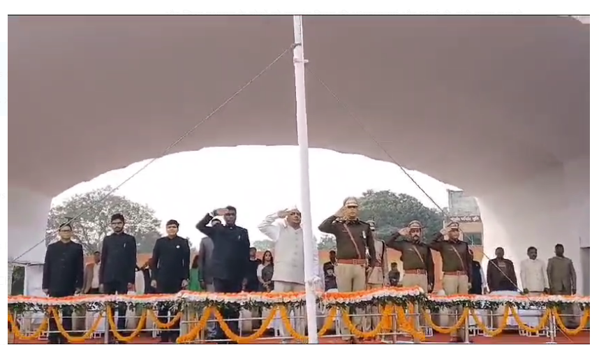 jamshedpur mai mantri banna ne kiya jhandottolan 