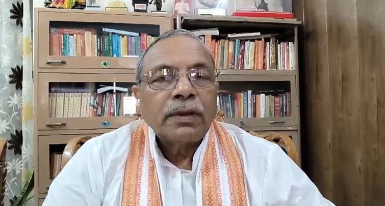 Remaining Hindus in Congress should beware of anti-Hindu mentality of Rahul Gandhi.
