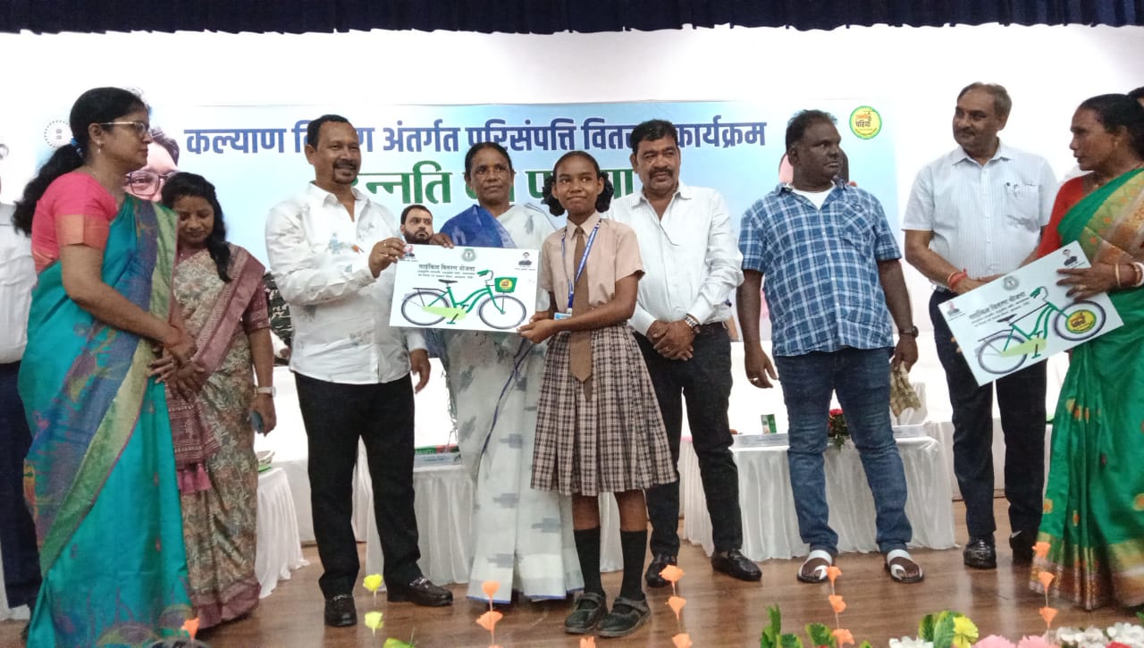 Minister Deepak Birua distributed the assets