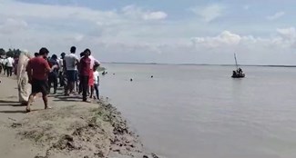  Two children drowned in the strong current of Gandak