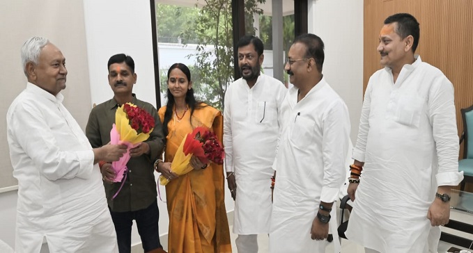 Newly elected MLA of Rupaul met CM Nitish