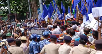 Chowkidar Dafedar demonstration in the capital Patna