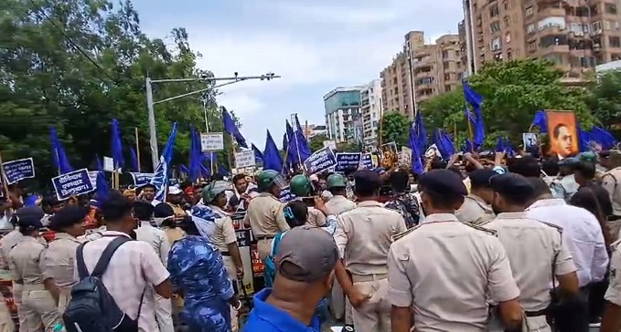  Uproar by Chowkidar-Dafadar association in Patna