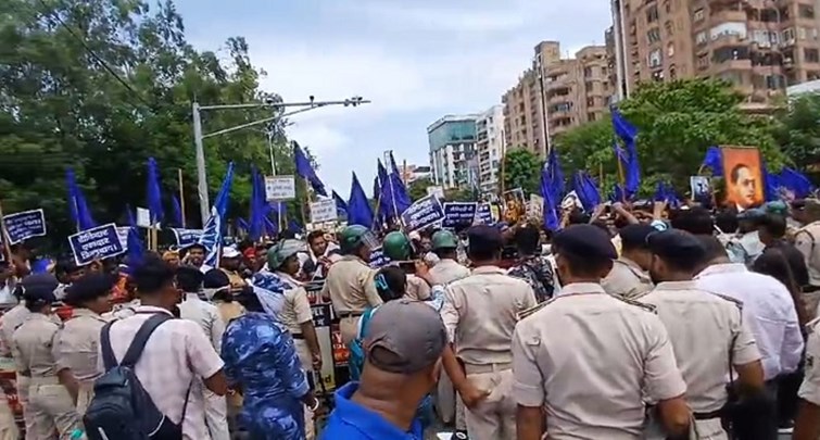  Uproar by Chowkidar-Dafadar association in Patna