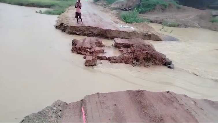 Diversion made in Bagoda river in Bedo