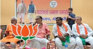  Radha Mohan Singh honored BJP workers in Motihari