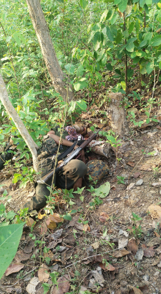 4 Naxalites killed in encounter in Chaibasa