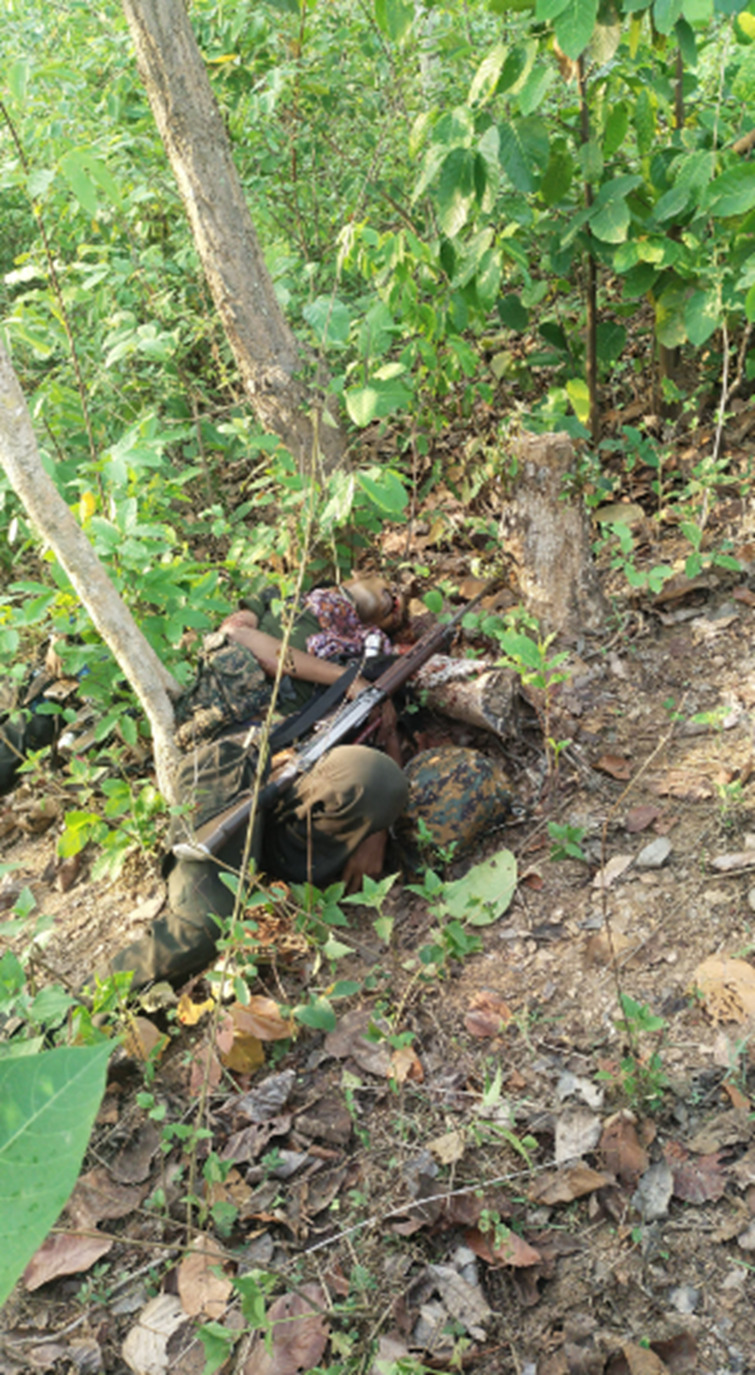  4 Naxalites killed in encounter in Chaibasa