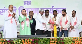 CM Champai Soren presented 2141 development schemes in Ghatshila.