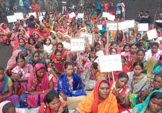 Villagers mobilized against polluting factories in Giridih