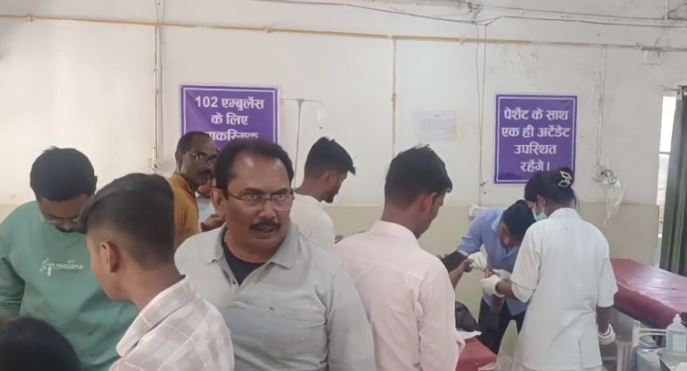  Loot of Rs 1.50 lakh in Purnia Criminals targeted a person going to the bank, shot him during snatching