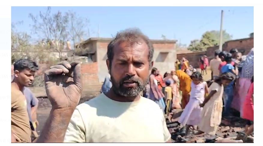 sahebganj mai short circeet se 5 gharon mai lagi aag 