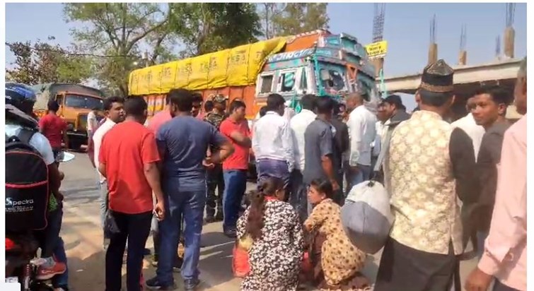 latehar mai dardanaak sadak hadsa 