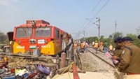  Goods train engine derailed