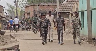 Police conducted flag march regarding Lok Sabha elections and festival, warned those creating trouble