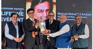 mukesh ambani ko mila 'lifetime achievment award'