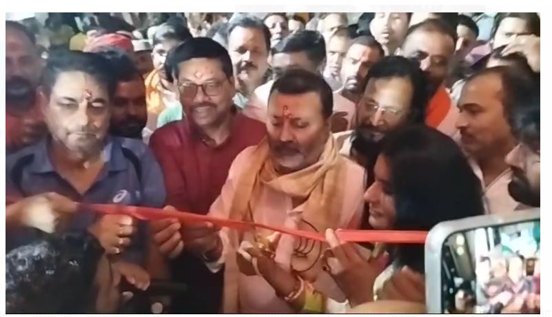 sansad nishikant ka mahagathbandhan pratyashi per aarop 