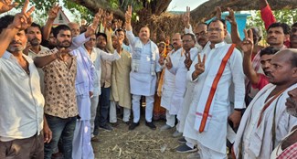 JDU leaders campaigned in favor of NDA candidate Shambhavi Chaudhary from Samastipur Lok Sabha seat, party leader Chhotu Singh invited people to atten